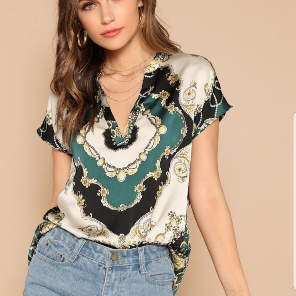 Scarf print v-neck blouse